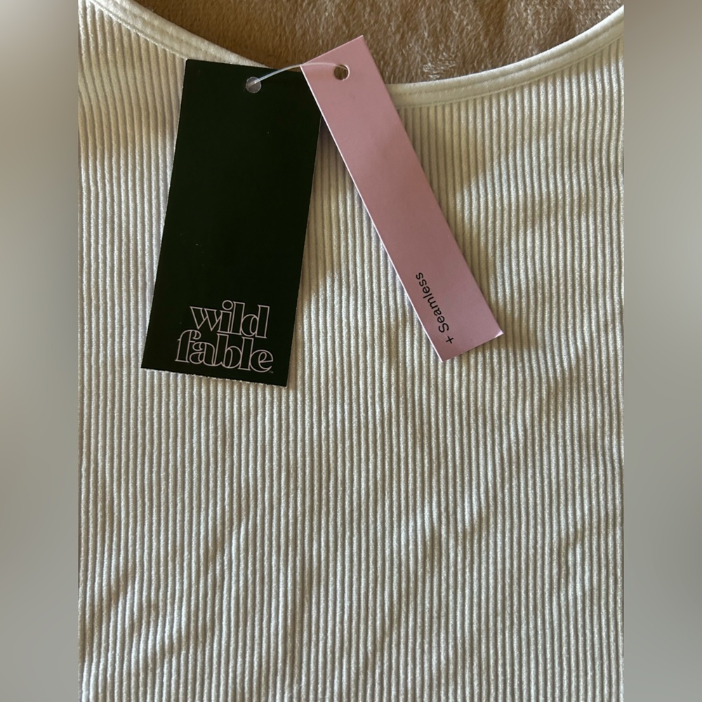Wild Fable Seamless Ribbed Soft Blue Crop Top Long Sleeve Size XXL New - Picture 3 of 7